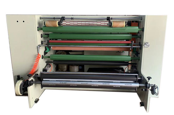 1300mm bant kesme makinesi 700mm Etkili genişlik 1300mm 1300KG 0-400m/Min