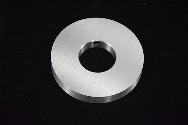 Yuvarlak Yüksek Hassasiyetli Döner Kesme Bıçağı Pvc Kenar Bıçağı Döner Bıçaqlar Kesme Makinesi Kağıt Boru Yapıştırıcı Teyp Kesme Makinesi Bıçağı 18