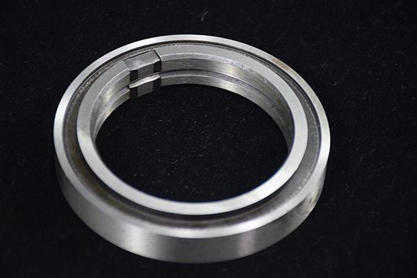 Yuvarlak Yüksek Hassasiyetli Döner Kesme Bıçağı Pvc Kenar Bıçağı Döner Bıçaqlar Kesme Makinesi Kağıt Boru Yapıştırıcı Teyp Kesme Makinesi Bıçağı 20